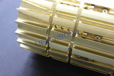 Tambor de recepción amarillo de cobre para que máquinas de hacer cigarrillos transfieran los cigarrillos a la máquina del filtro